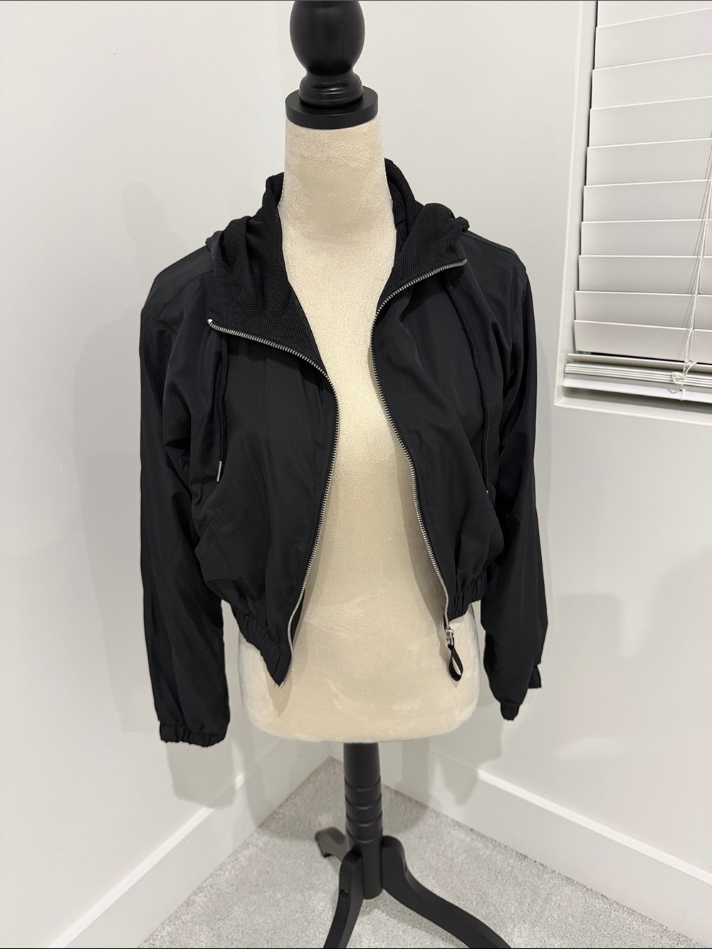 Forever 21 Black Hooded Zip-Up Bomber Jacket